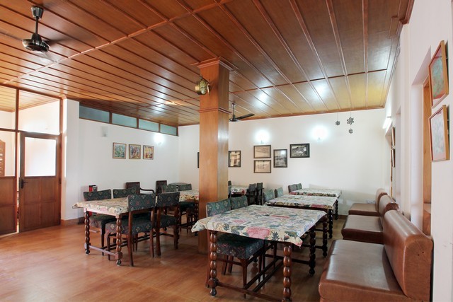 Hotel Himalayan Club